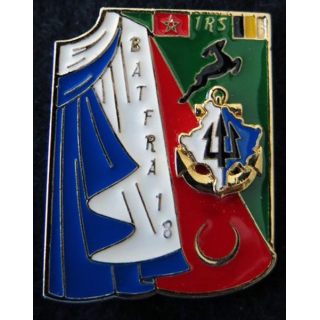 1° RS : Insigne métallique du BAT FRA 18 KFOR  1° régiment de spahis 2008