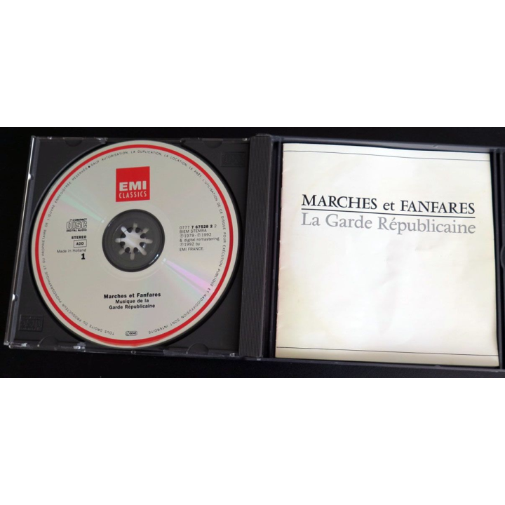 DISQUE CD :  DOUBLE CD Marches et Fanfares de la Garde Républicaine