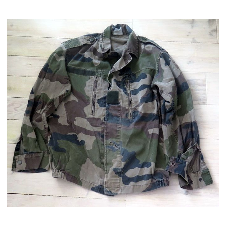 Veste de treillis camouflées vert armé de taille 84 M usagée