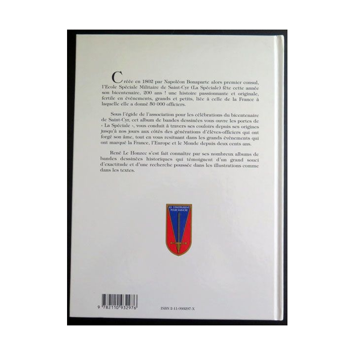 Saint-Cyr 1802 2002 200 ans d'histoire René le Honzec