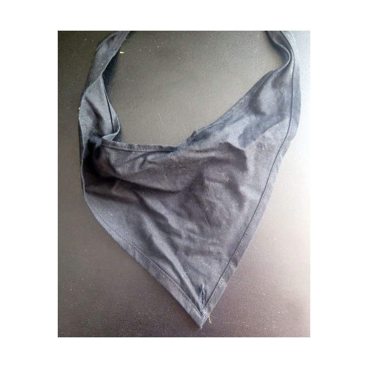 Foulard noir de compagnie