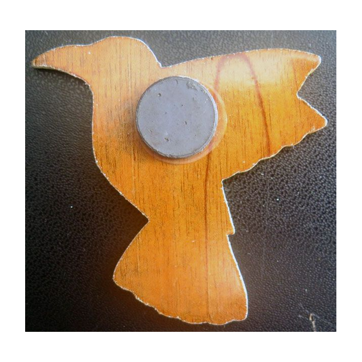 MAGNET FRIGO représentant un oiseau de Guadeloupe Hauteur 6,5 cm