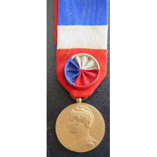 FRANCE : médaille du travail du commerce et de l'industrie 1936 