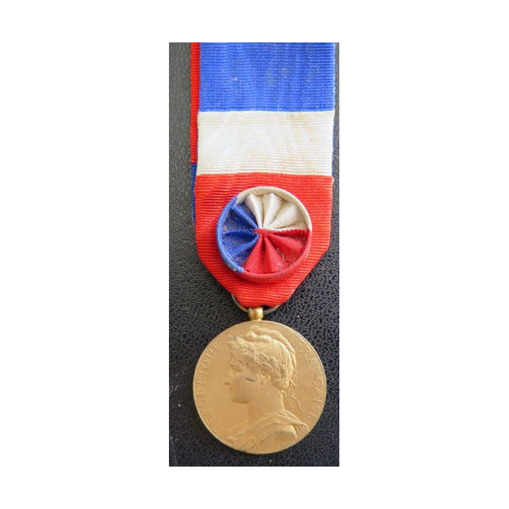 FRANCE : médaille du travail du commerce et de l'industrie 1936 