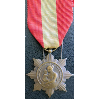 médaille de la famille française la Patrie reconnaissante en bronze