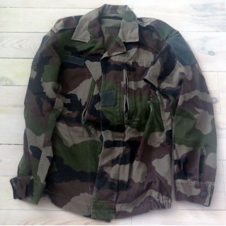 Veste de combat camouflée KAZANLAK 2010 taille 80 M