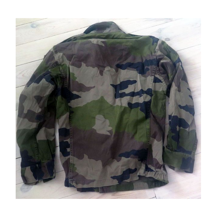 Veste de combat camouflée taille 80 M