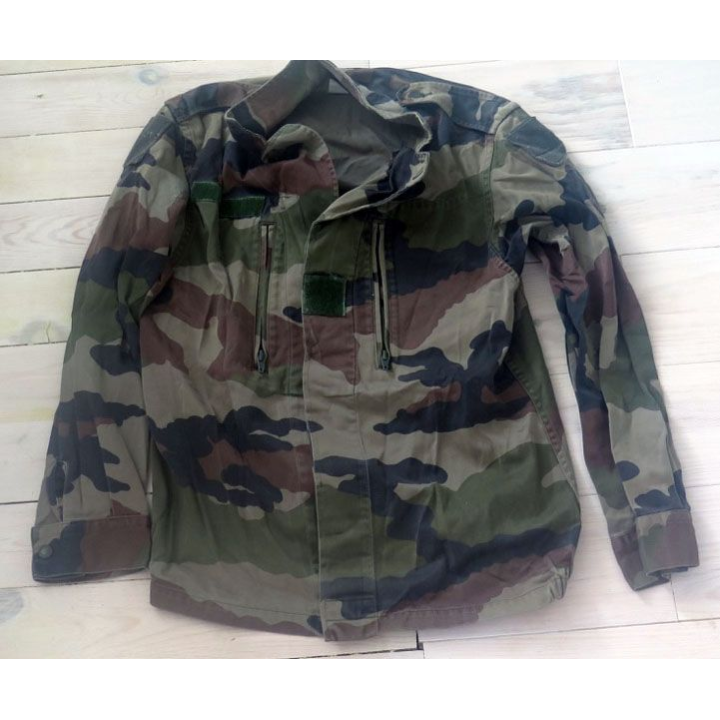 Veste de combat camouflée taille 96 M