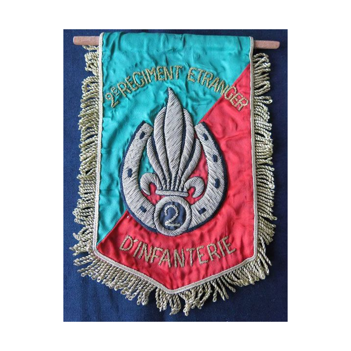 2° REI : fanion du 2° régiment étranger d'infanterie en canetille de superbe fabrication