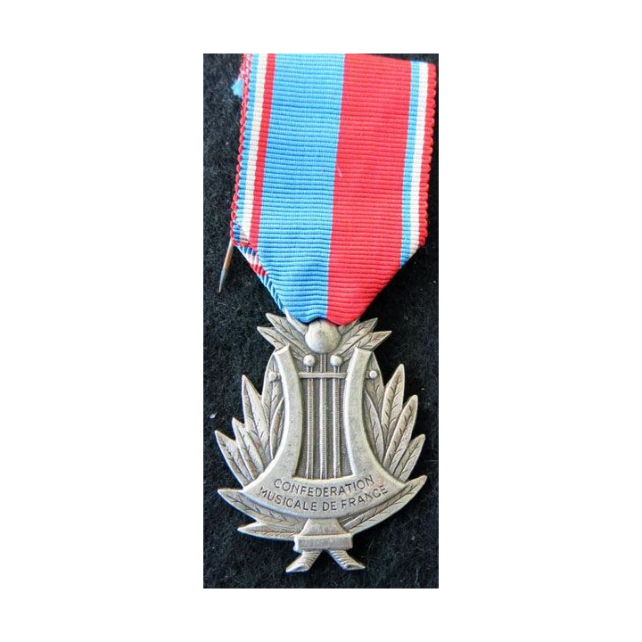 FRANCE : médaille de la confédération musicale de France échelon argent G. Moret Paris déposé