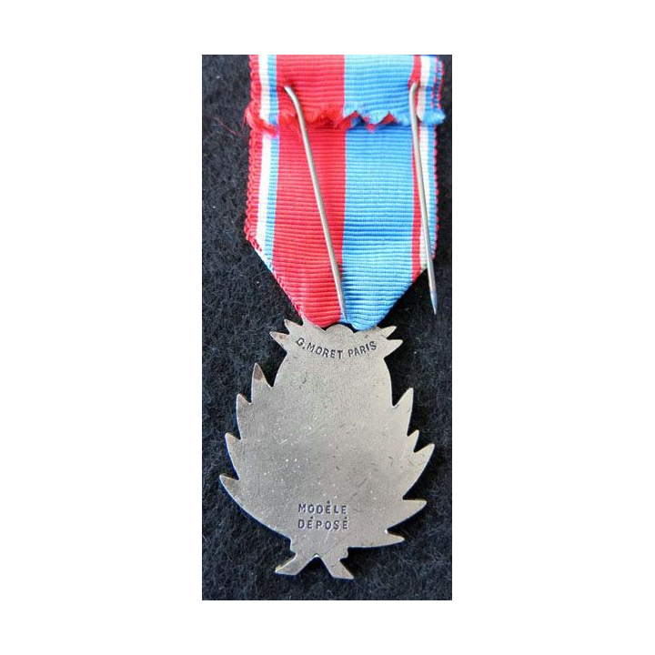 FRANCE : médaille de la confédération musicale de France échelon argent G. Moret Paris déposé