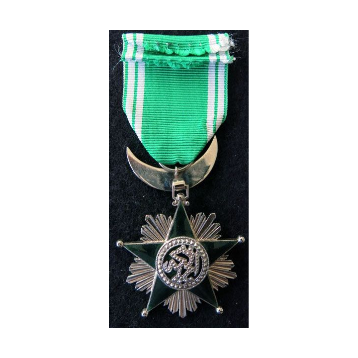 COMORES : médaille de chevalier l'ordre de l'étoile de Comore
