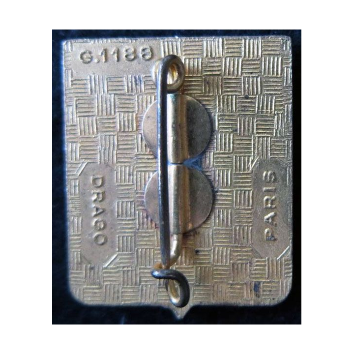 CIR N°1 : insigne métallique du centre d’instruction régional N° 1 de fabrication Drago G. 1188 émail