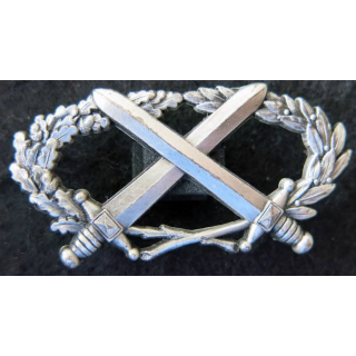 BMP1 : insigne du brevet militaire professionnel n°1 échelon argent Drago attaches pin's