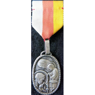 INSIGNE RELIGIEUX : Médaille du pèlerinage du rosaire à Notre Dame de Lourdes