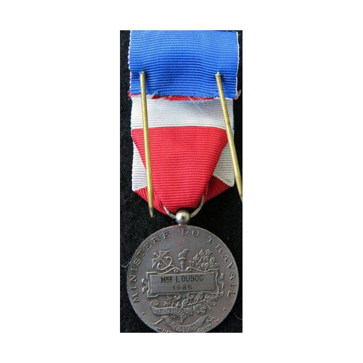 FRANCE : Médaille d'honneur du travail du ministère du travail en argent attribuée à Mme I. Dubosc 1985 en coffret