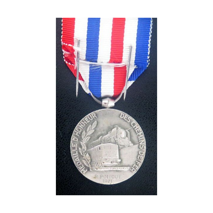médaille d'honneur des chemins de fer attribuée en 1971 à R. POITOUT