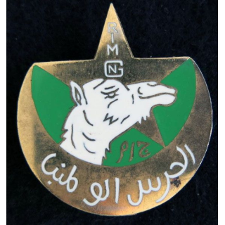 RIM GN : Insigne métallique du Goum National de Mauritanie de fabrication Drago Paris