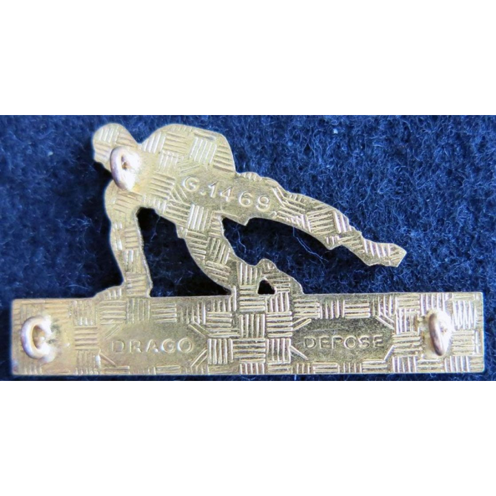 BSM : insigne métallique du brevet sportif militaire de fabrication Drago Déposé G. 1469 dos guilloché bronze