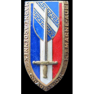 CIR : insigne métallique du centre d'instruction de réservistes  fabrication Drago Paris G. 1678