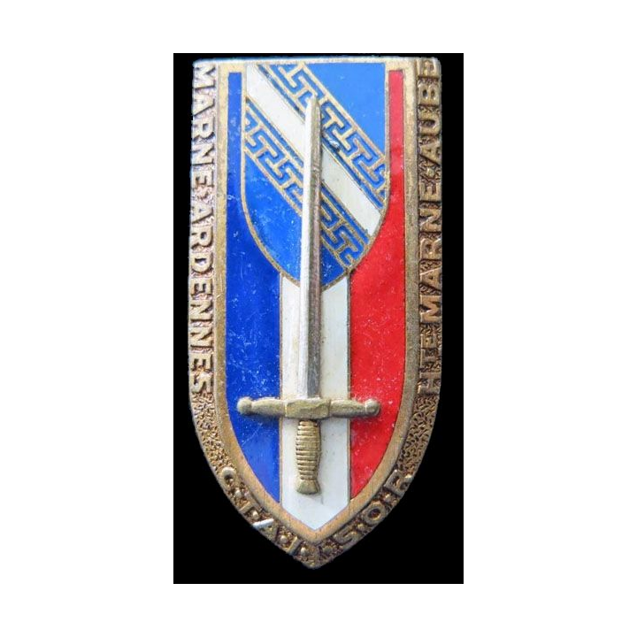 CIR : insigne métallique du centre d'instruction de réservistes  fabrication Drago Paris G. 1678