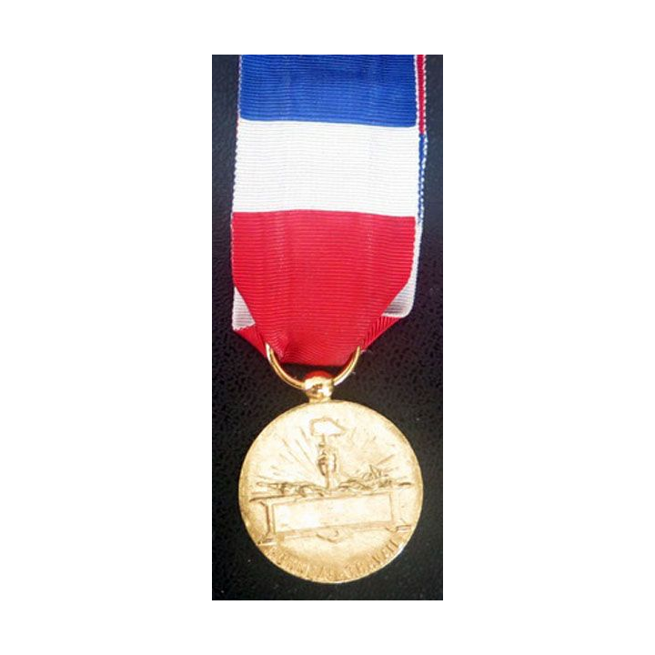 Médaille du travail du ministère du travail en bronze doré non attribuée