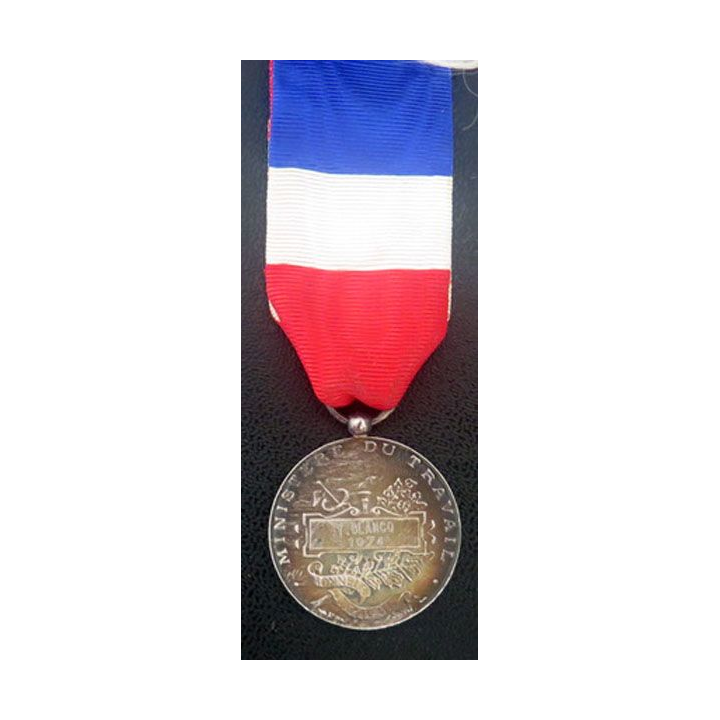 Médaille du travail du ministère du travail en argent Y. Blanco 1974
