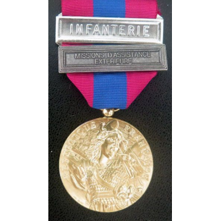 défense nationale "Infanterie et Missions d'assistances extérieures "