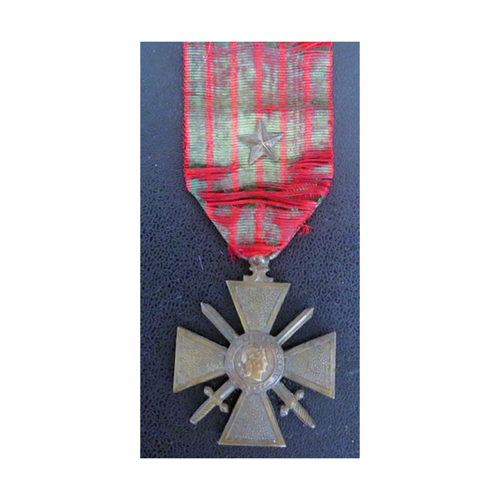 FRANCE : Croix de Guerre 1914-1918 avec 1 clou 