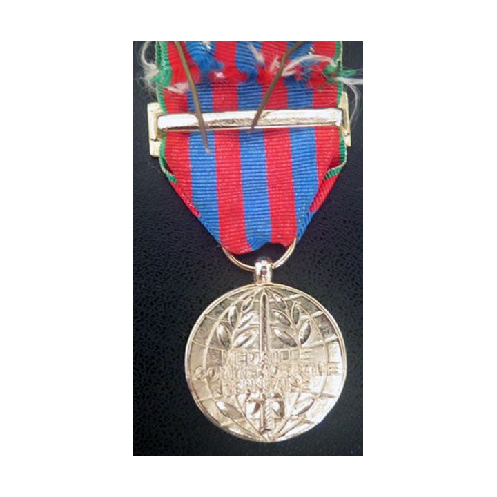 médaille commémorative française avec agraphe "Ex-Yougoslavie"
