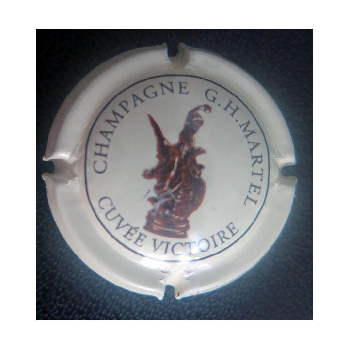 Capsule Muselet champagne G.H. Martel n° 24b fond crème cuvée victoire 