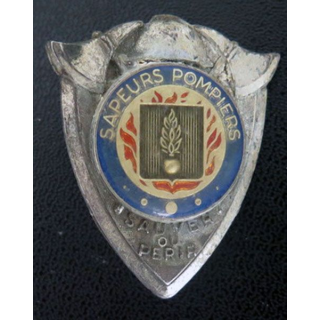 POMPIERS : insigne des sapeurs pompiers de fabrication F.S