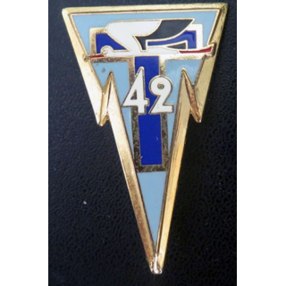 42° RT :  insigne du 42° régiment de transmissions Delsart H. 640