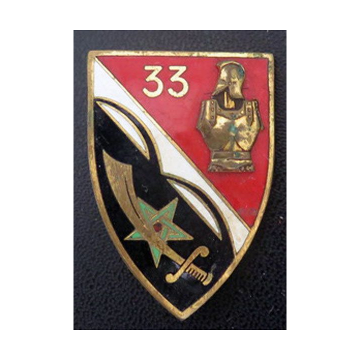 33° RG : insigne du 33° régiment du génie Drago G. 2093 en émail