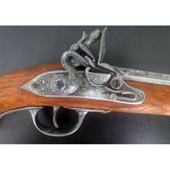 Pistolet de pirate (reproduction espagnole) en bois et métal