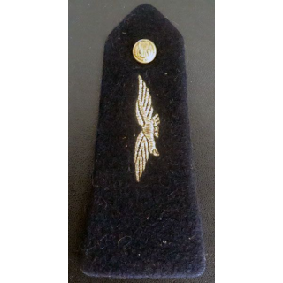 épaulette de soldat de l'armée de l'air avec bouton
