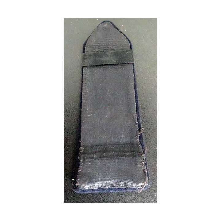 épaulette de soldat de l'armée de l'air avec bouton