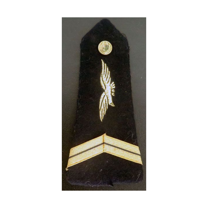 épaulette de sergent de l'armée de l'air avec bouton 