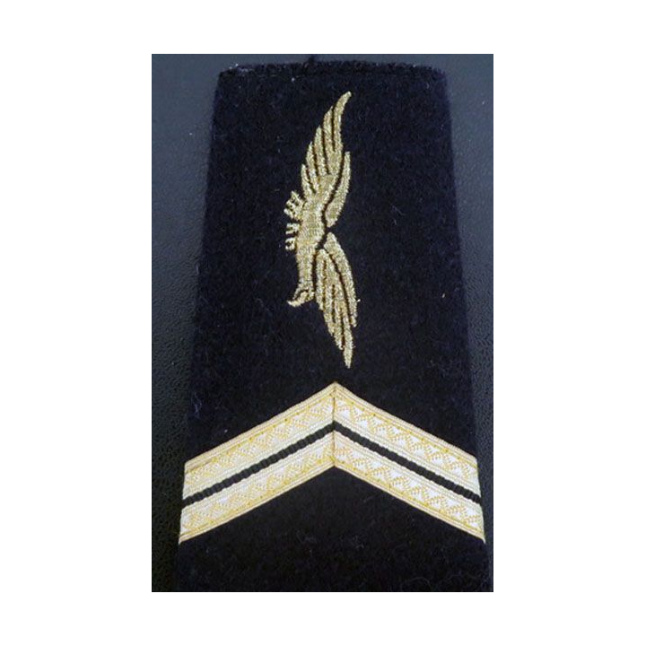 fourreau sergent de l'armée de l'air (gerfaut tourné vers l'intérieur)