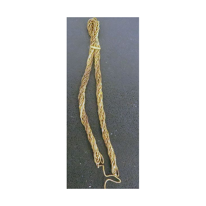 lanière de fil doré de longueur 2 fois 9 cm