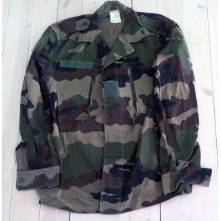 Veste de treillis camouflées vert armé de taille 92 M très bon état 
