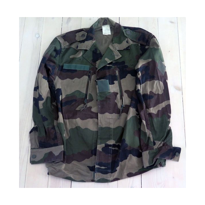 Veste de treillis camouflées vert armé de taille 92 M très bon état 