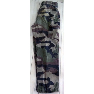 Pantalon de treillis camouflé vert armé taille 80 L de fabrication CSV 2008