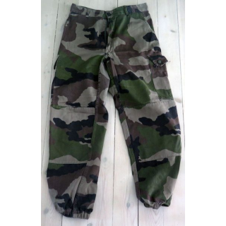 Pantalon de treillis camouflé vert armé taille 80 M de fabrication Transconfection