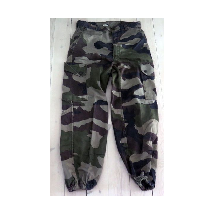 Pantalon de treillis camouflé vert armé taille 76 (taille 38 pour femme) 