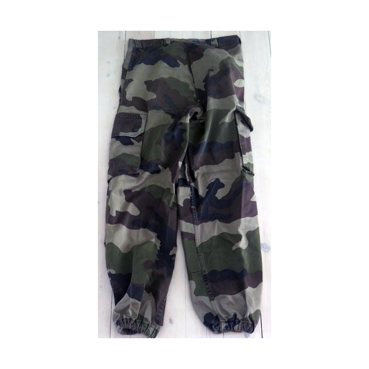 Pantalon de treillis camouflé vert armé taille 76 (taille 38 pour femme) 