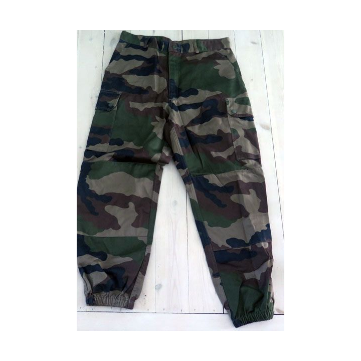 Pantalon de treillis camouflé vert armé taille 84 M CSV 2008 