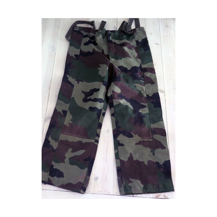 Sur Pantalon camouflé étanche taille 88 C de fabrication CSV 2001