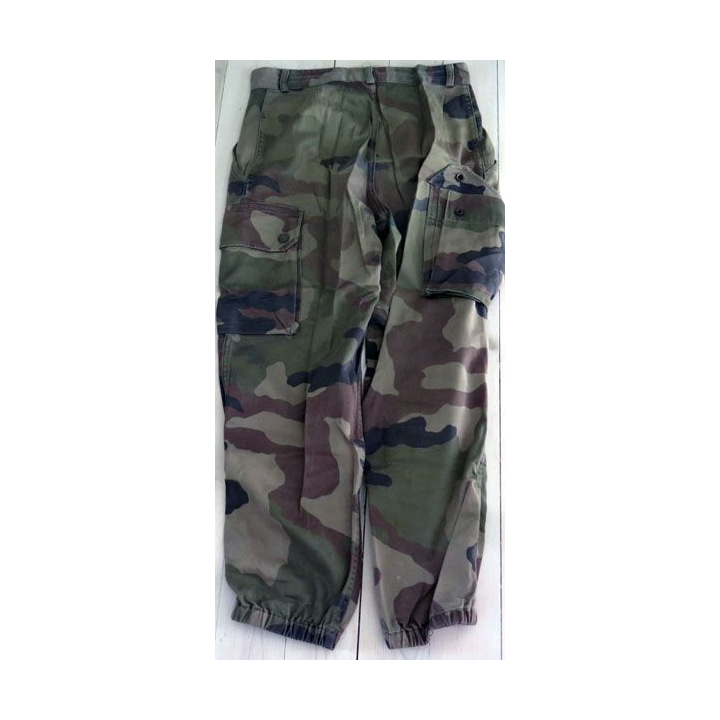 Pantalon de treillis camouflé vert armé taille 76 M de fabrication CSV 2006