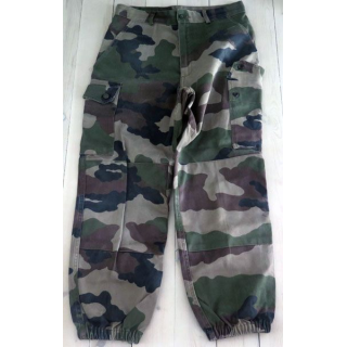Pantalon de treillis camouflé vert armé taille 76 M